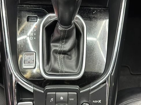 Used 2018 MAZDA CX-9 Touring image 18