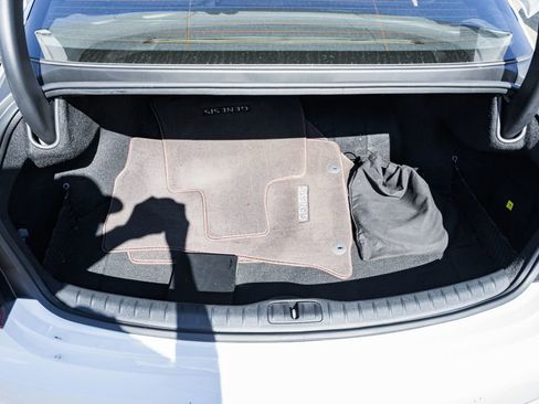 Used 2024 Genesis G80 image 8