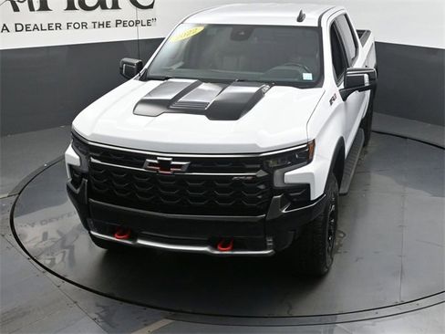 Used 2022 Chevrolet Silverado 1500 ZR2 image 45