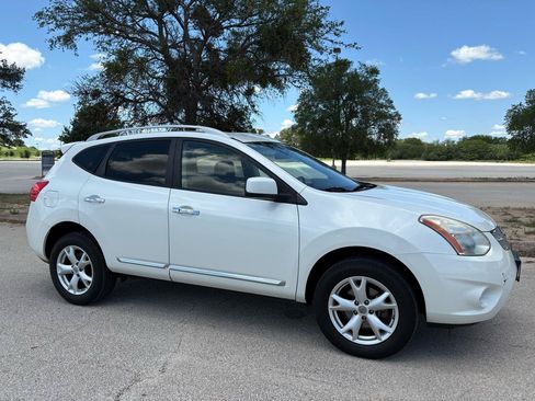 Used 2011 Nissan Rogue SV FWD image 63