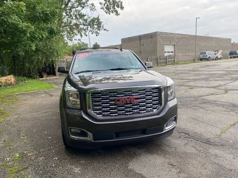 Used 2019 GMC Yukon XL Denali w/ Denali Ultimate Package AWD/4WD image 8