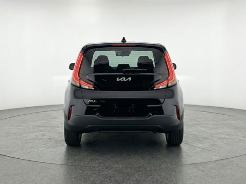 Used 2025 Kia Soul LX w/ LX Technology Package image 7