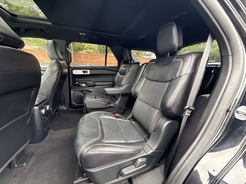 Used 2021 Ford Explorer ST w/ Equipment Group 401A AWD/4WD image 14