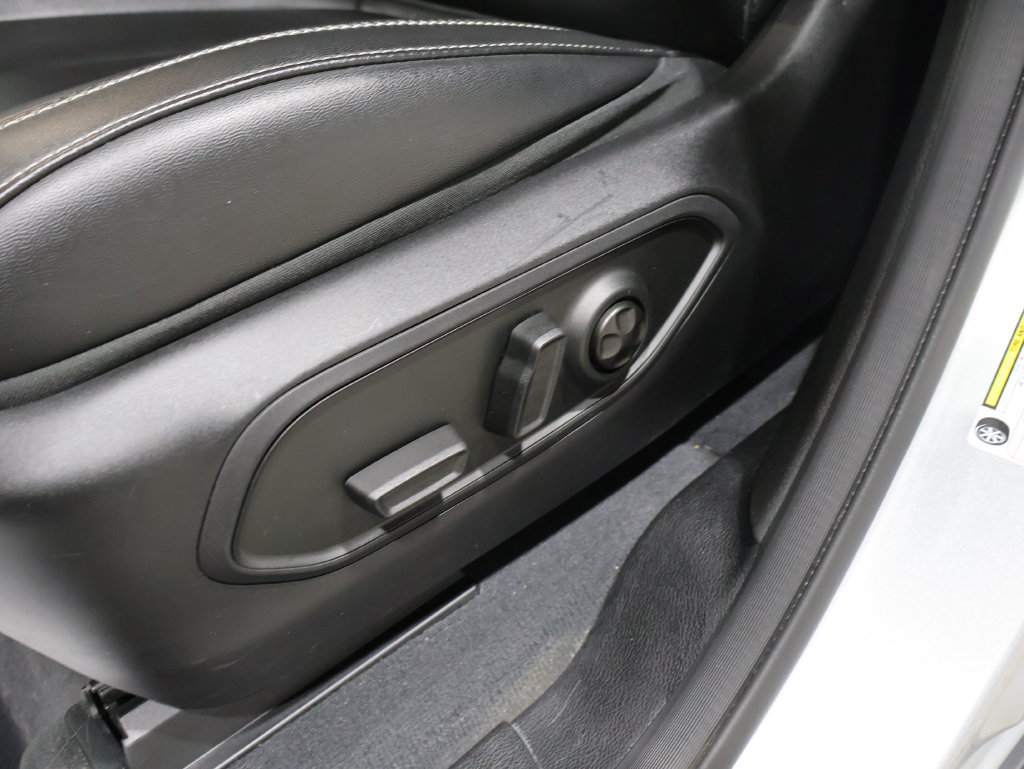 Used 2023 Jeep Grand Cherokee 4WD 4xe image 12