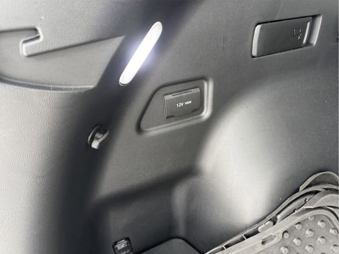 Used 2025 Hyundai Tucson Limited image 10