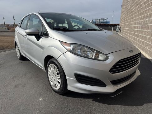 Used 2014 Ford Fiesta S image 3
