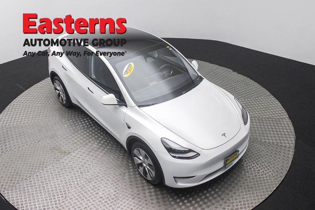 Used 2023 Tesla Model Y Long Range AWD/4WD image 3