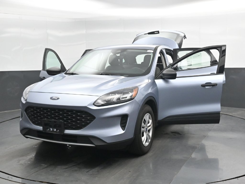 Used 2022 Ford Escape S AWD/4WD image 46