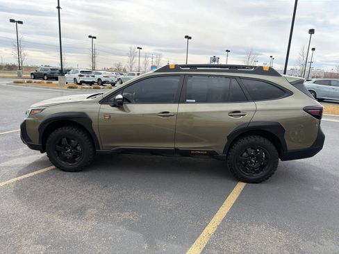 Used 2022 Subaru Outback Wilderness image 4