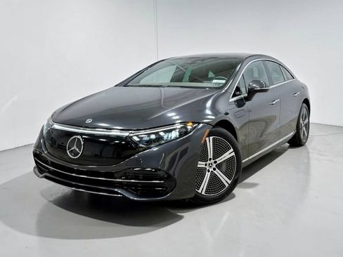 Used 2023 Mercedes-Benz EQS 450+ Sedan image 2