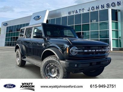 New 2025 Ford Bronco Outer Banks w/ Sasquatch Package