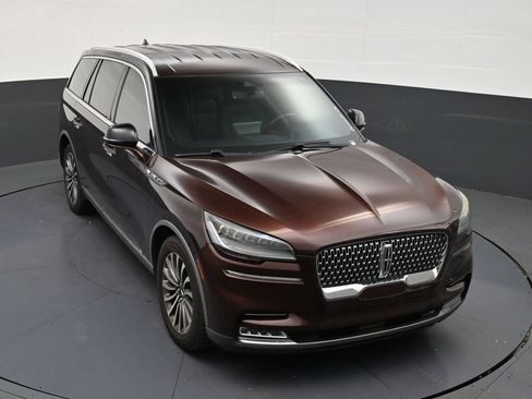 Used 2020 Lincoln Aviator Reserve w/ Elements Package Plus RWD image 17
