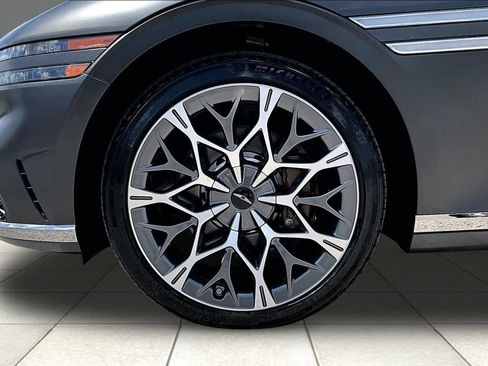 Used 2023 Genesis G90 3.5T AWD/4WD image 9