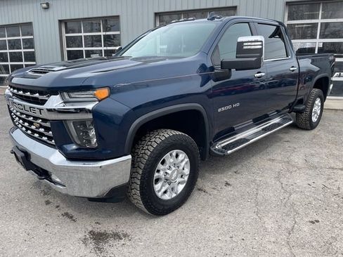 Used 2020 Chevrolet Silverado 2500 LTZ w/ LTZ Convenience Package image 3