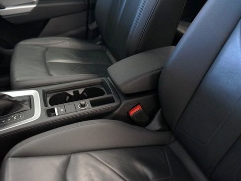 Used 2021 Audi Q3 2.0T Premium image 27