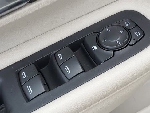 Certified 2019 GMC Terrain Denali w/ Advanced Safety Package image 18