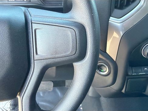 Used 2024 Chevrolet Silverado 1500 Custom image 36