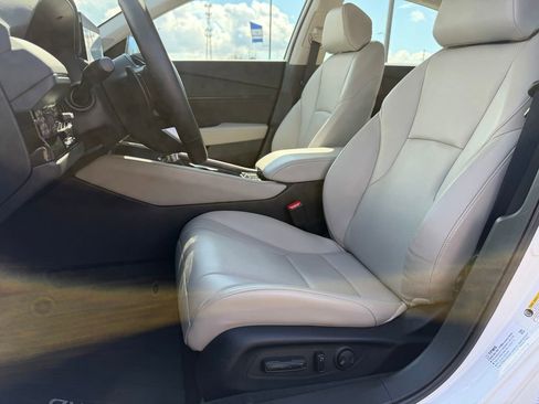 Used 2025 Honda Accord Touring image 19