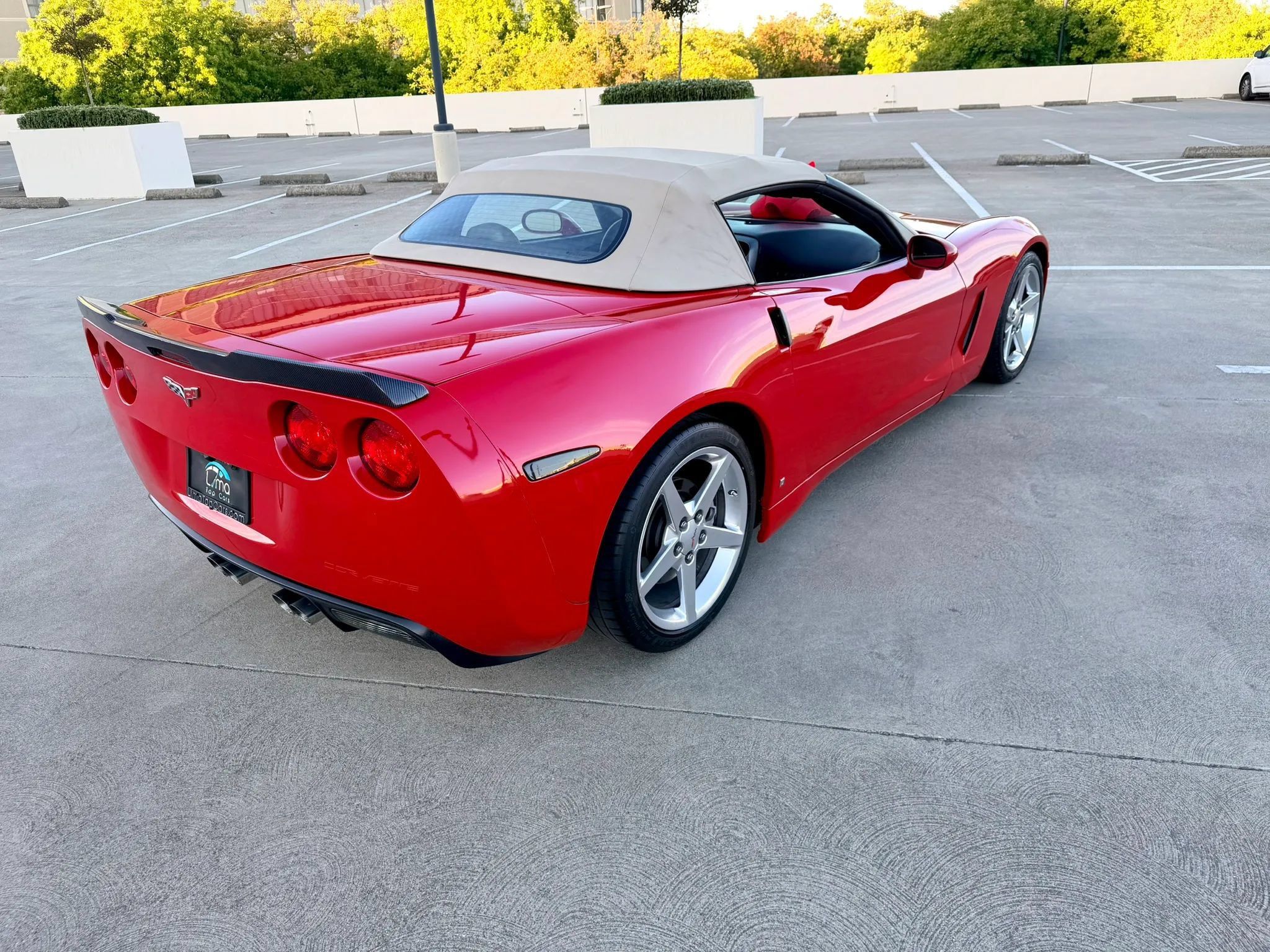 Used 2006 Chevrolet Corvette Convertible w/ Preferred Equipment Group RWD image 21