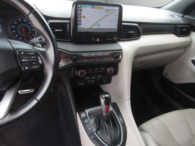 Used 2019 Hyundai Veloster Turbo Ultimate FWD image 16