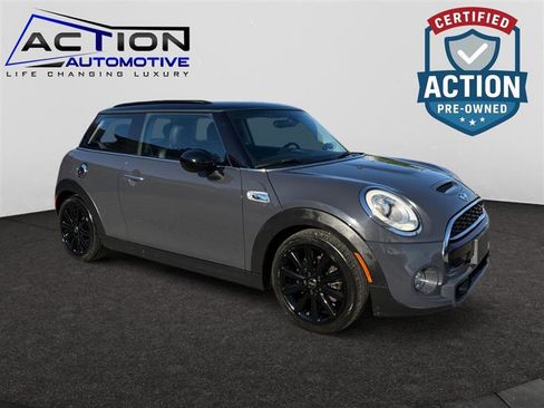 Used 2016 MINI Cooper S image 1