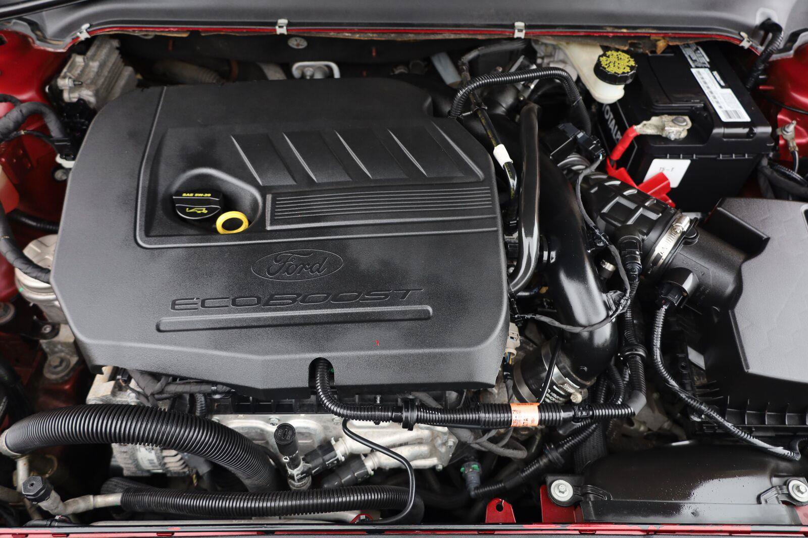 Used 2014 Ford Fusion SE w/ Equipment Group 202A FWD image 14