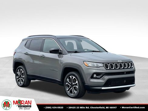 Used 2023 Jeep Compass Limited w/ Sun and Sound Group AWD/4WD image 7