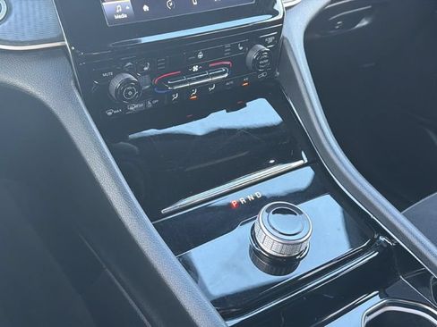 Used 2023 Jeep Grand Cherokee Altitude RWD image 22