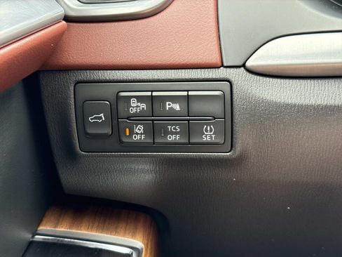 Used 2017 MAZDA CX-9 Signature AWD/4WD image 18