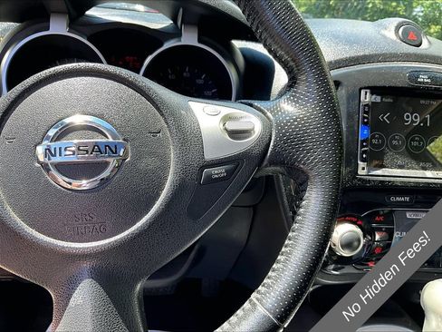 Used 2011 Nissan Juke SV AWD/4WD image 12