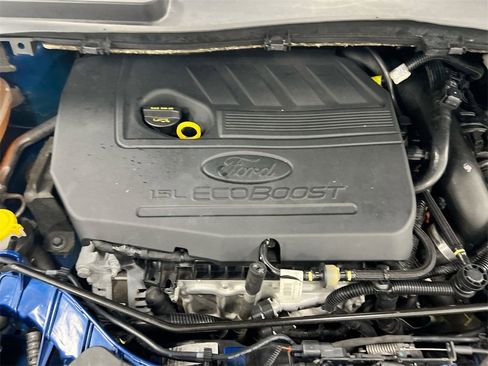 Used 2017 Ford Escape SE w/ Equipment Group 201A image 24