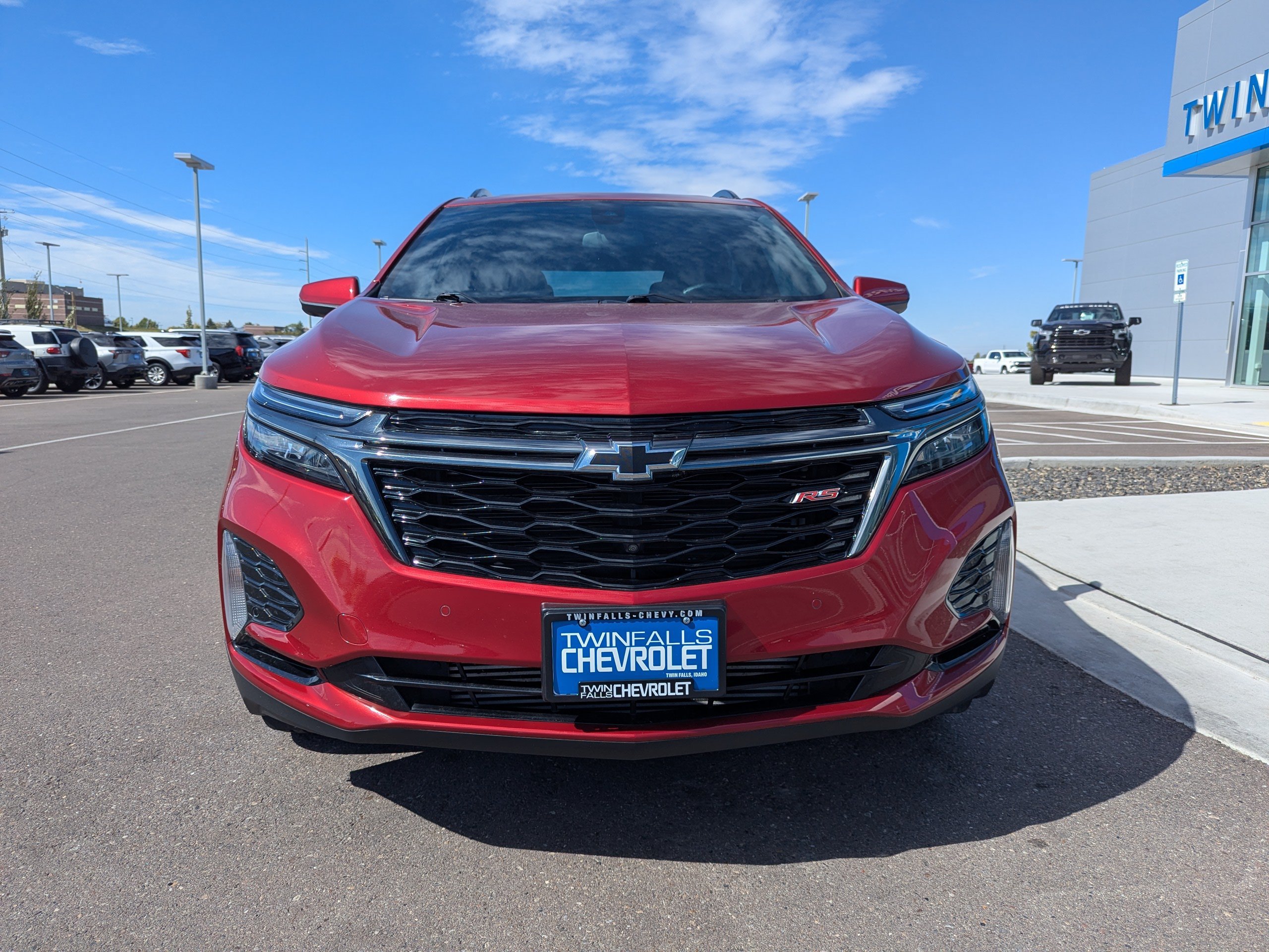 Certified 2023 Chevrolet Equinox RS w/ RS Leather Package AWD/4WD image 4