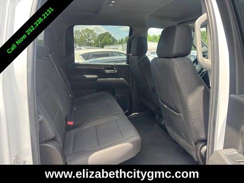 Used 2025 Chevrolet Silverado 2500 LT w/ Convenience Package AWD/4WD image 5