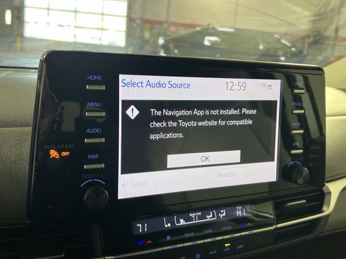 Used 2023 Toyota Sienna LE image 20