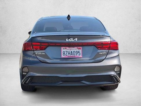 Used 2022 Kia Forte GT-Line FWD image 7