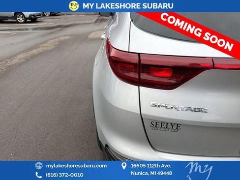 Used 2020 Kia Sportage LX AWD/4WD image 17