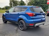 Used 2019 Ford Escape SE image 4