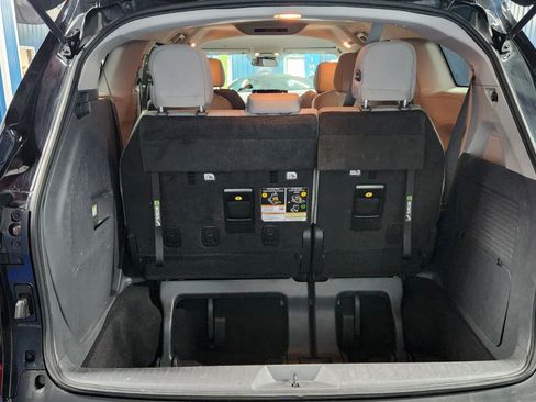 Used 2022 Toyota Sienna LE image 50