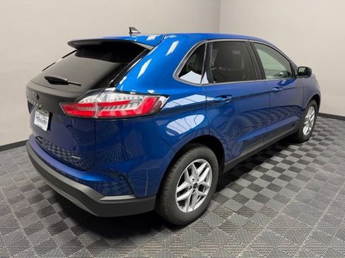 Used 2023 Ford Edge SEL w/ Convenience Package image 8