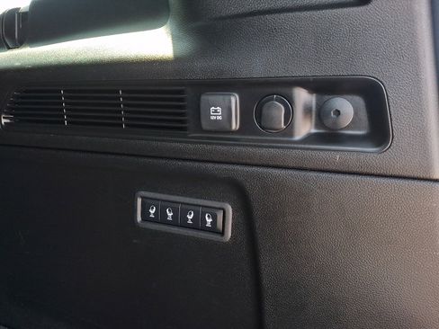 Used 2024 Jeep Wagoneer L Series III w/ Flexible Seating Group AWD/4WD image 29