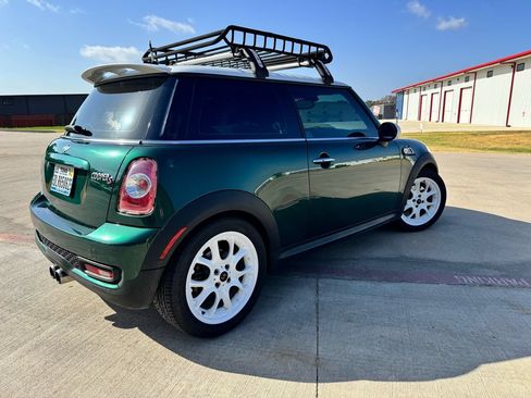 Used 2011 MINI Cooper S FWD image 5