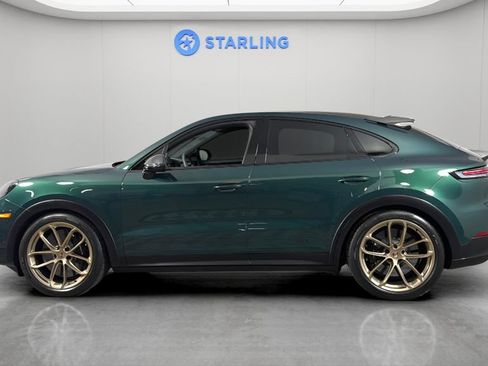 Used 2025 Porsche Cayenne Turbo GT AWD/4WD image 4