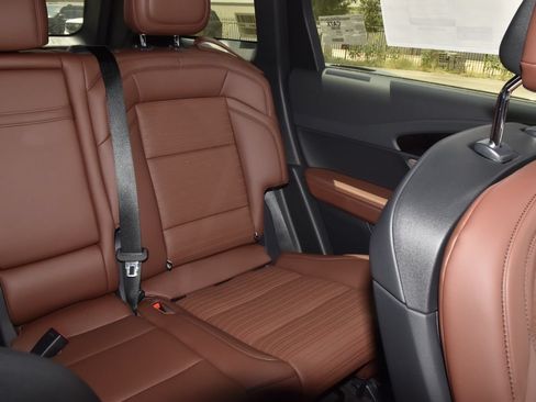 New 2026 Lincoln Nautilus Reserve AWD/4WD image 21