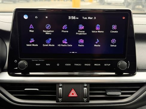 Used 2024 Kia Forte GT-Line w/ GT-Line Premium Package image 16