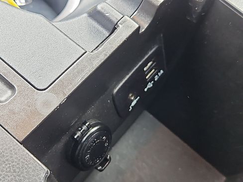 Used 2019 Subaru Crosstrek 2.0i Limited w/ Moonroof Package image 9