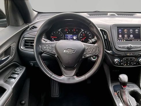 Used 2023 Chevrolet Equinox RS FWD image 6