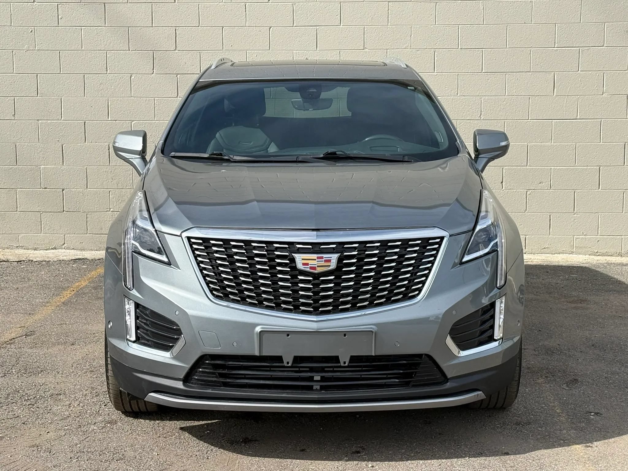 Used 2023 Cadillac XT5 Premium Luxury w/ Technology Package AWD/4WD image 17