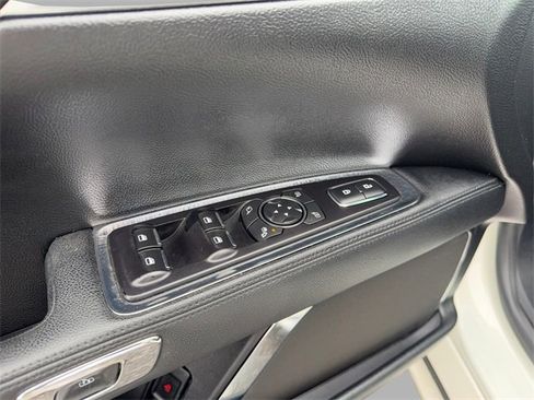 Used 2018 Lincoln Continental Reserve image 11