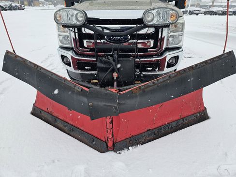 Used 2011 Ford F250 XLT w/ XLT Premium Pkg image 9