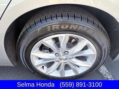 Used 2024 Chevrolet Malibu LT FWD image 25